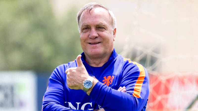 Адвокаат проведет еще три матча в качестве главного тренера сборной Голландии - фото