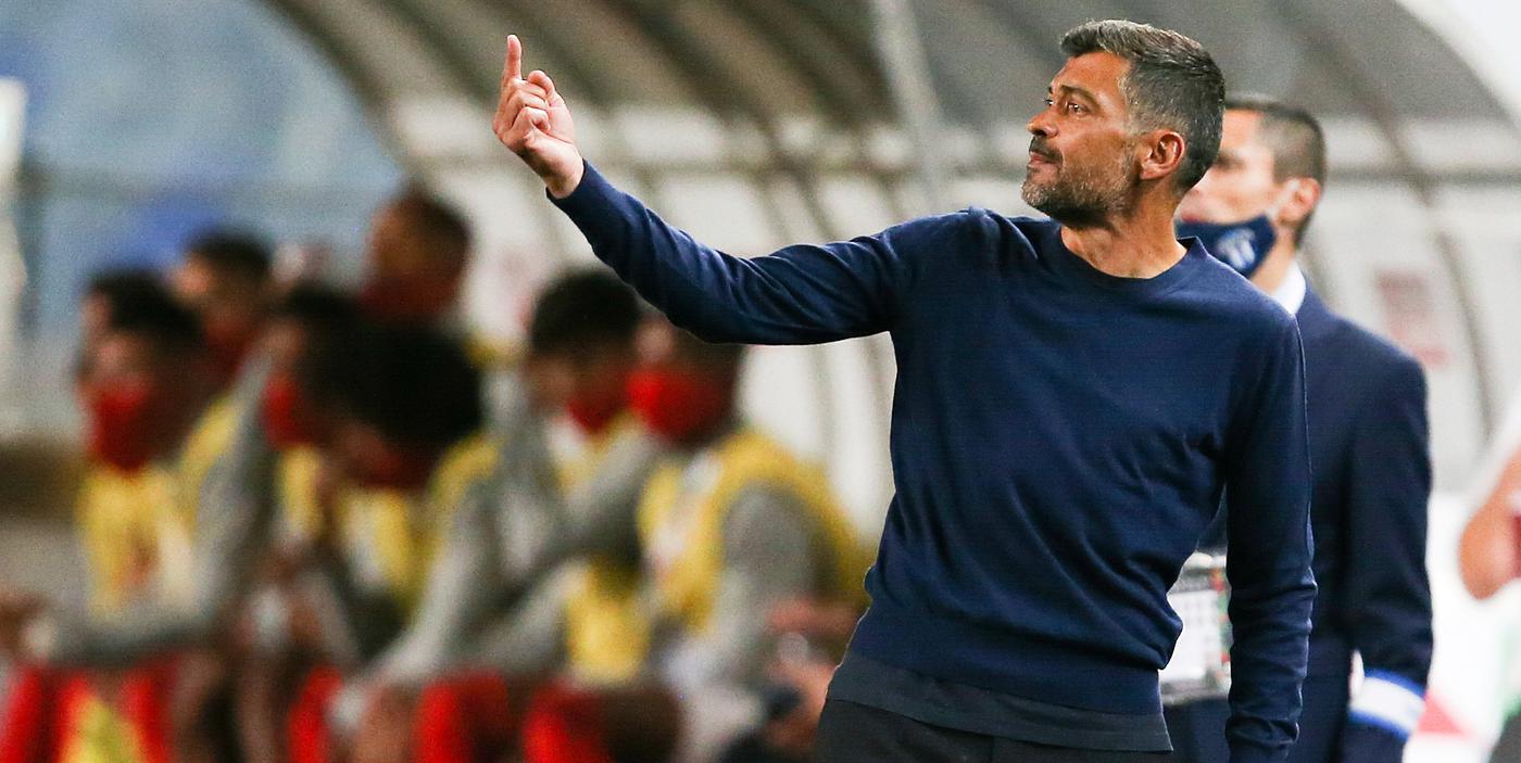 Боссы «Ювентуса» могут назначить португальского тренера, чтобы наладить отношения с Роналду - фото