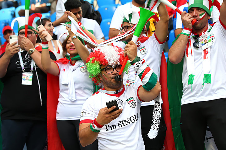 ФИФА не будет запрещать шейпуры - фото