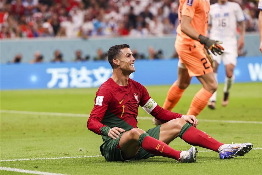 ФИФА отняла гол у Роналду в матче Португалии с Уругваем на ЧМ-2022 - фото