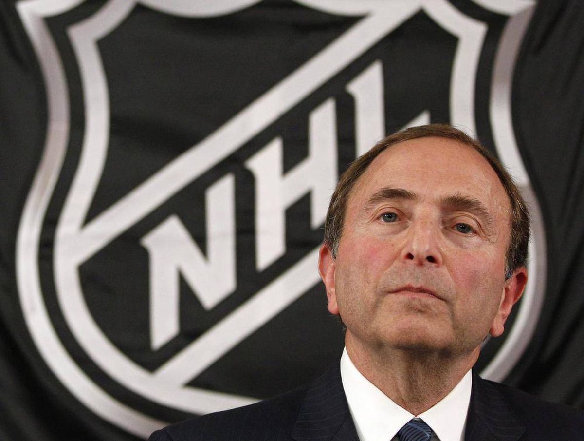Комиссар НХЛ: Участие хоккеистов на Олимпийских играх невероятно разрушительно для НХЛ - фото