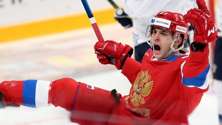 Амиров признан лучшим игроком сборной России в матче против Швеции - фото