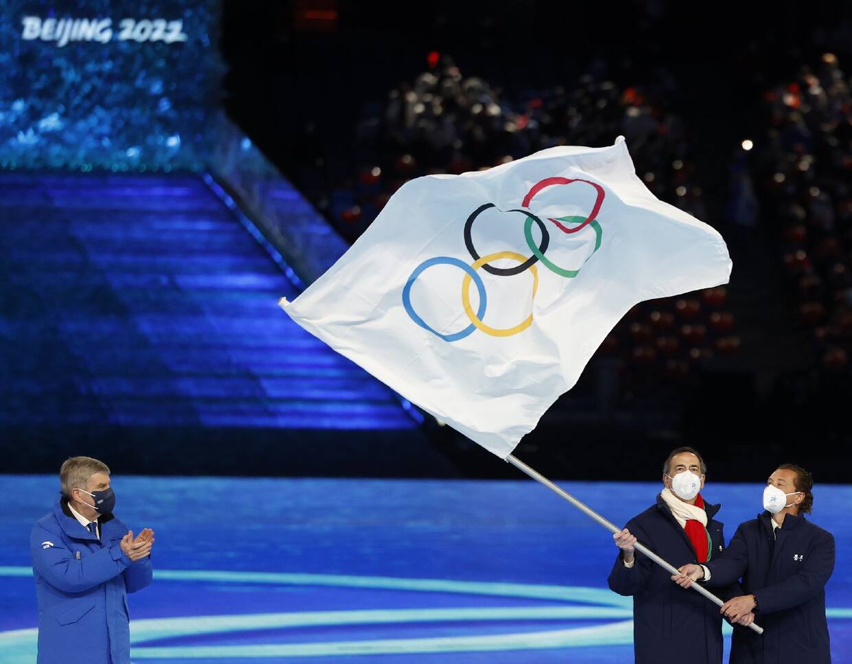 МОК утвердил нейтральный статус для спортсменов России и Белоруссии - фото