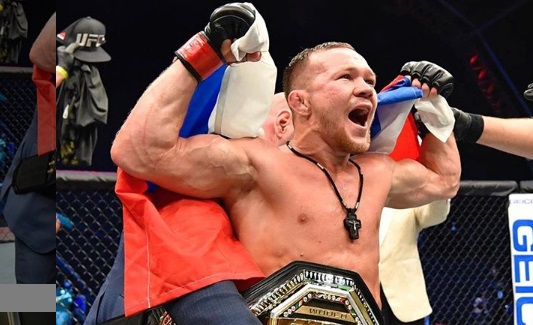 Чемпион UFC Ян хочет драться в России - фото