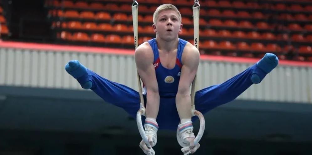 Российский гимнаст Куляк получил дисквалификацию за букву «Z» на груди - фото