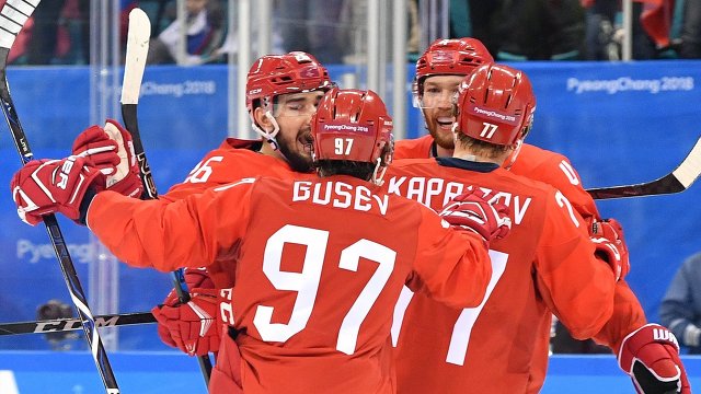 Россияне обыграли норвежцев и вышли в полуфинал Олимпиады - фото