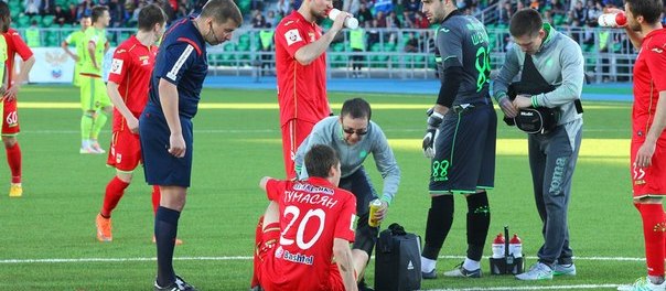Тумасян пропустит игру с «Амкаром», Зинченко готов появиться на поле - фото