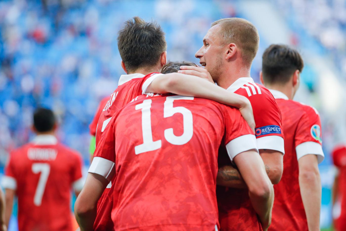 Василий Березуцкий рассказал, какие козыри может использовать Россия в матче против Дании - фото