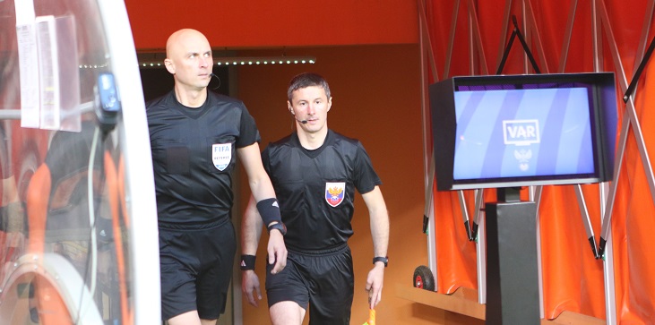 РФС признал ошибку судей в пользу «Зенита» в матче с «Уралом», но не стал их наказывать - фото