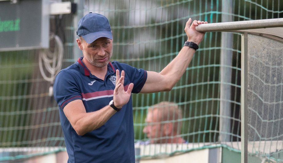 Пономарев объяснил, почему Березуцкому будет сложно в качестве главного тренера ЦСКА - фото