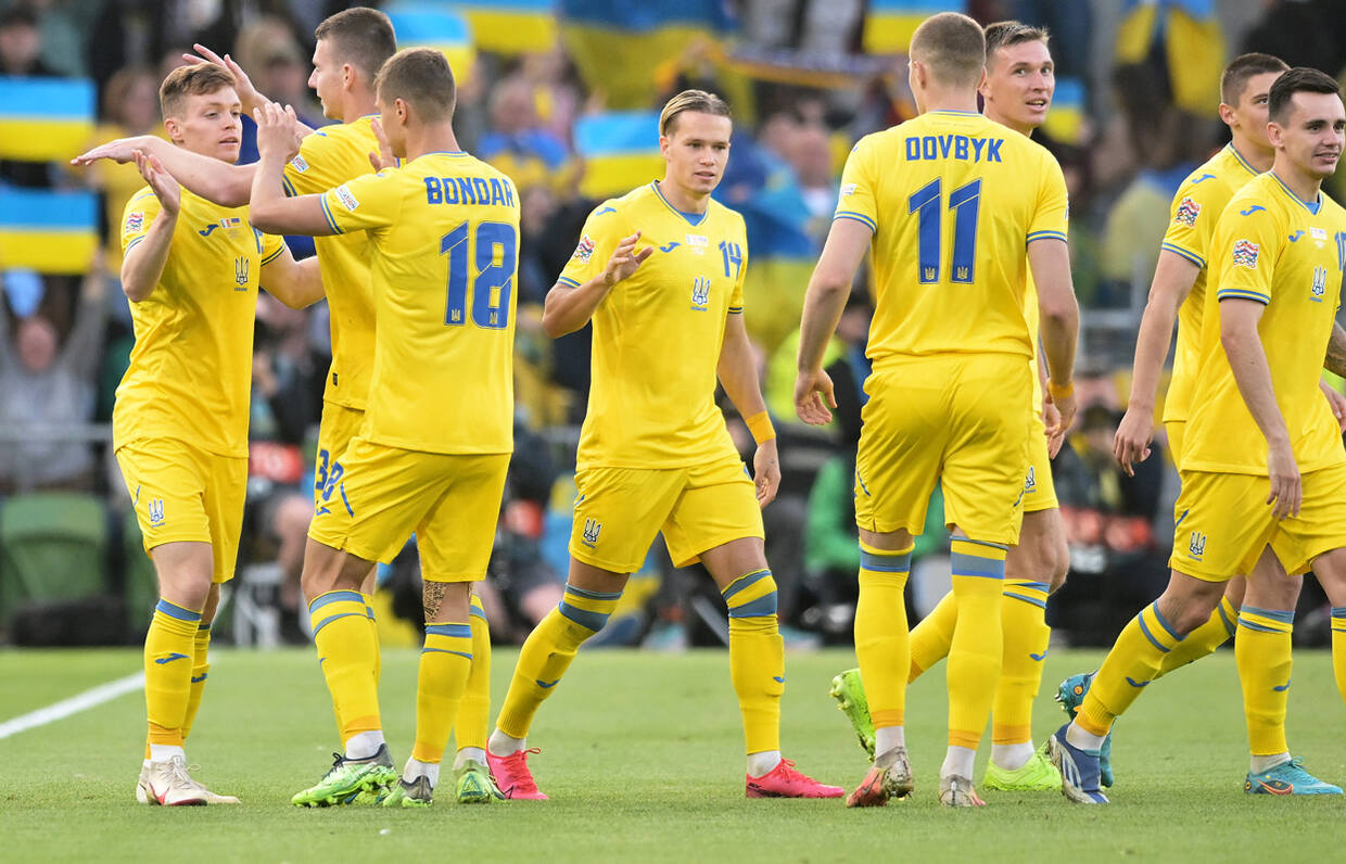 Украинские клубы могут играть матчи еврокубков в Польше - фото