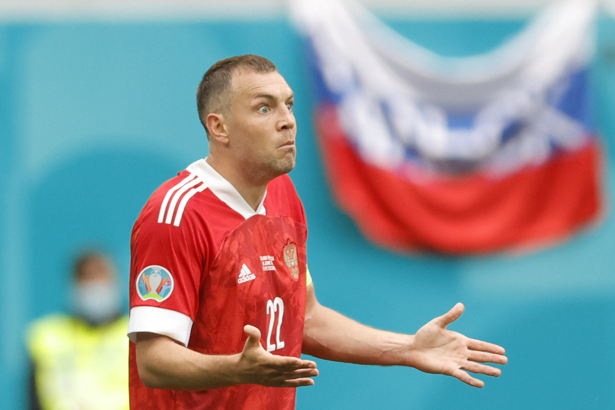 10 событий, которые потрясли футбольную Россию в 2021 году