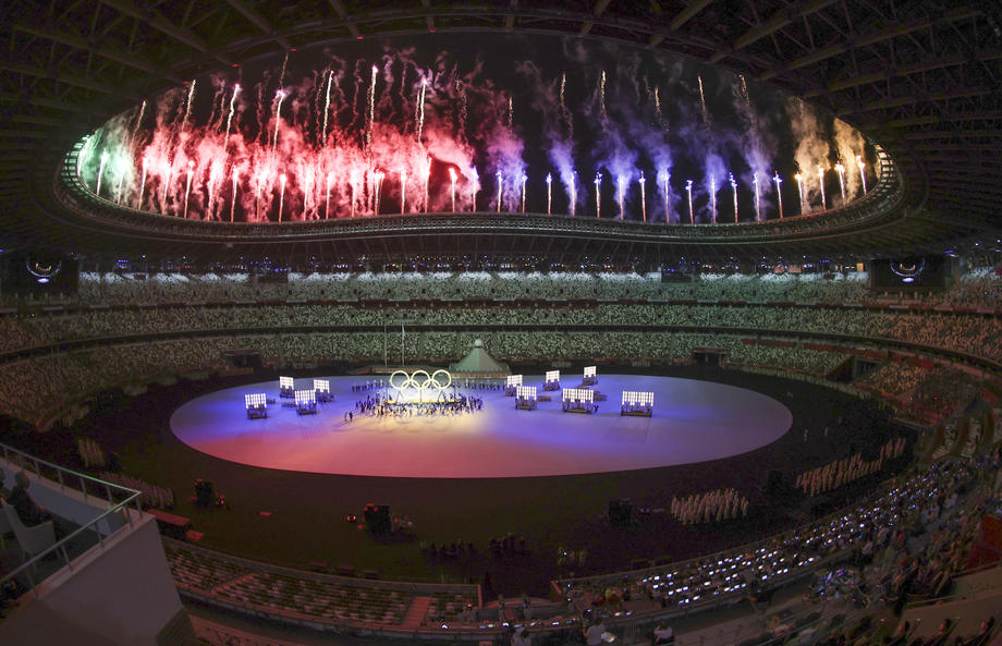 Первый канал прервался на рекламу перед выходом сборной Украины на церемонии открытия ОИ-2020 в Токио - фото