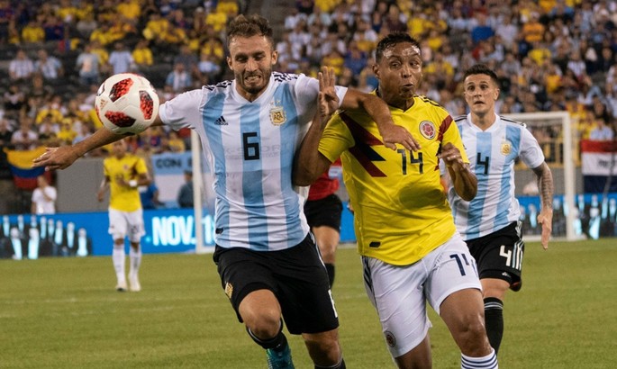 Аргентина сыграла вничью с Колумбией. Паредес вышел на замену - фото