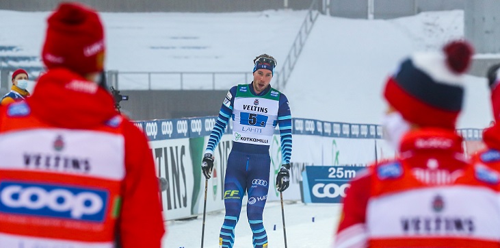 Финский лыжник намерен подать жалобу в FIS на травму после инцидента с Большуновым - фото