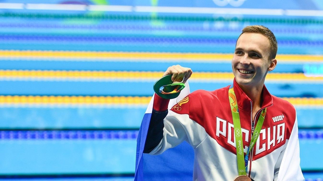 Чупков с мировым рекордом выиграл третье золото для России за день - фото