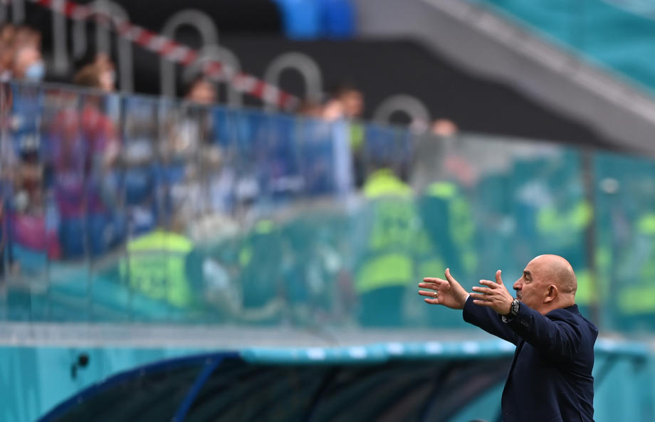 Черчесов второй раз подряд признан лучшим тренером Венгрии - фото