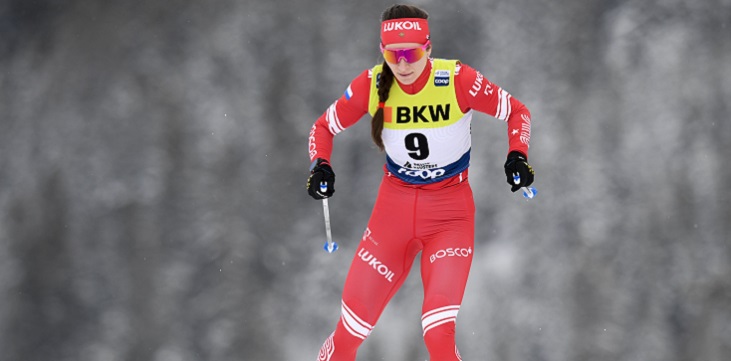 Наталья Непряева стала пятой в спринте в Давосе - фото