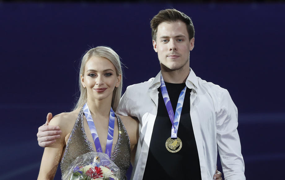 Жулин объяснил, почему Синицина и Кацалапов поехали на шоу, но пропустили чемпионат России - фото