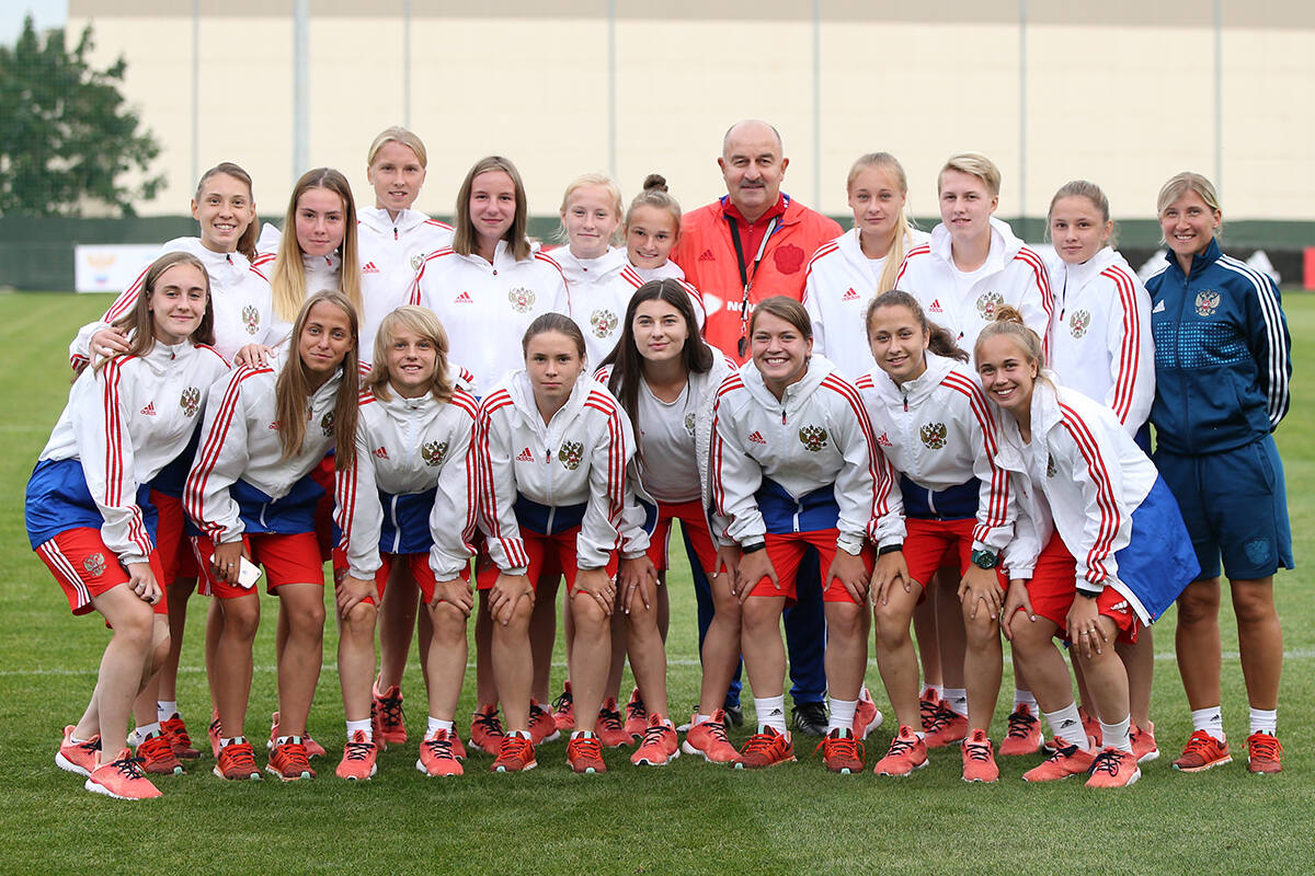 Женская сборная Швеции отказалась играть со сборной России на Евро-2022 - фото