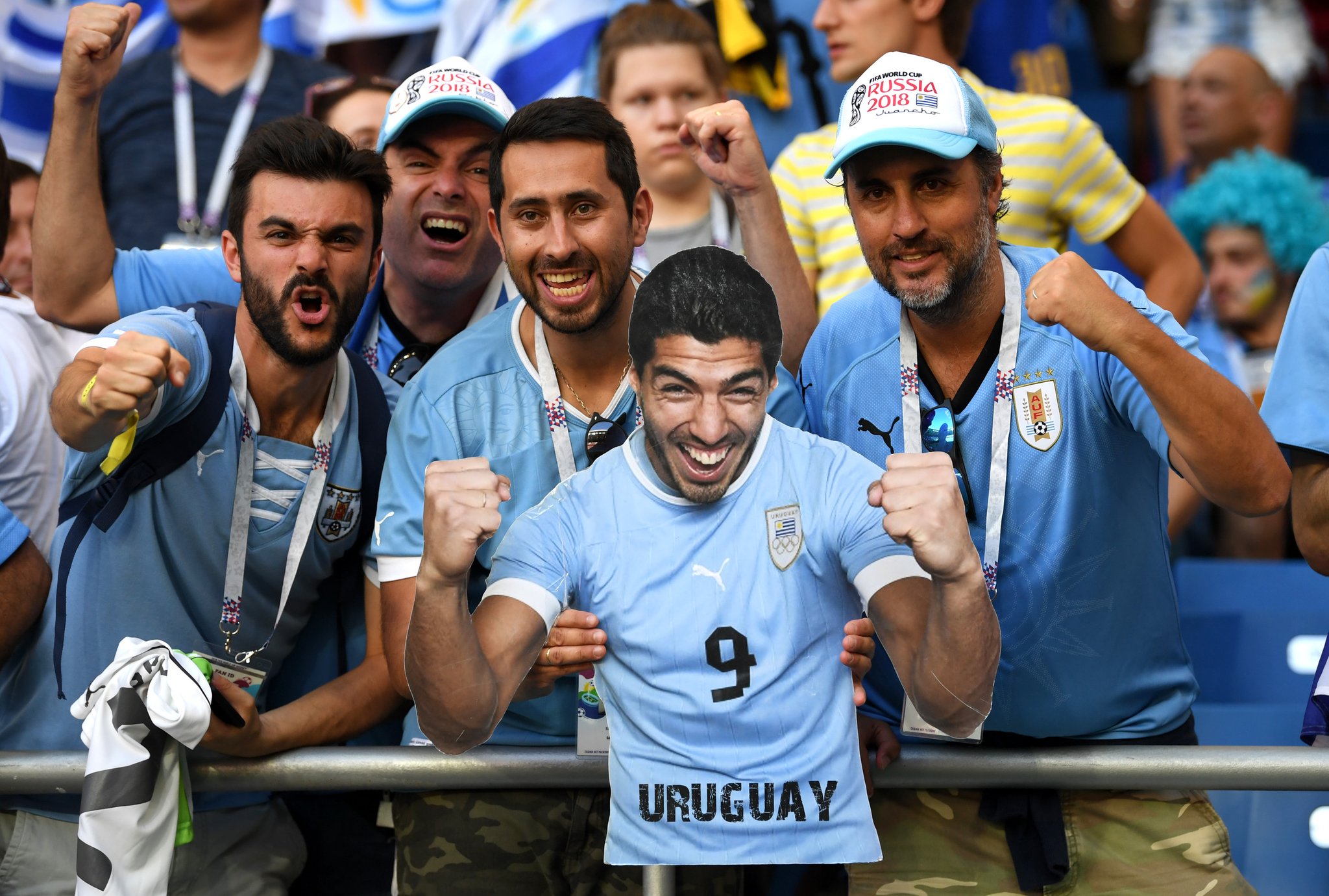 Уругвай лидирует после первого тайма в матче против Саудовской Аравии - фото