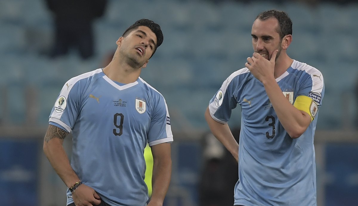 Уругвай еще не вышел в 1/4 финала Кубка Америки, но Суарес и Хименес приведут команду к финалу - фото
