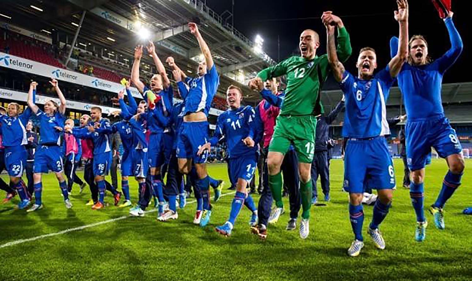 Турция крупно проиграла Исландии и лишилась шансов сыграть на Чемпионате Мира - фото