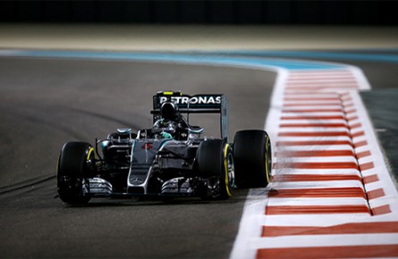 Пилоты Mercedes показали лучшие результаты во второй практике Гран-При Бахрейна - фото