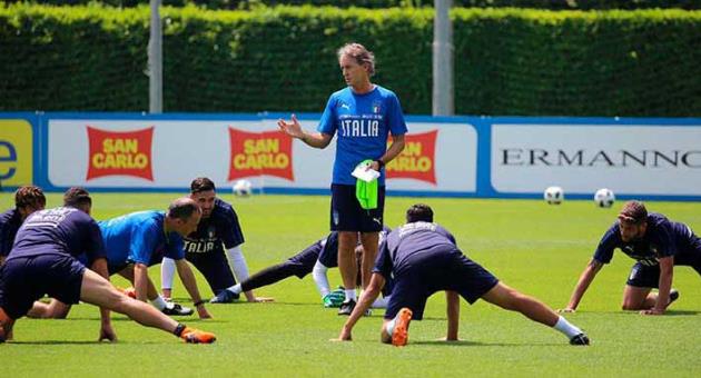 Роберто Манчини: Сборная Италии сделала много хорошего в матче против Саудовской Аравии - фото