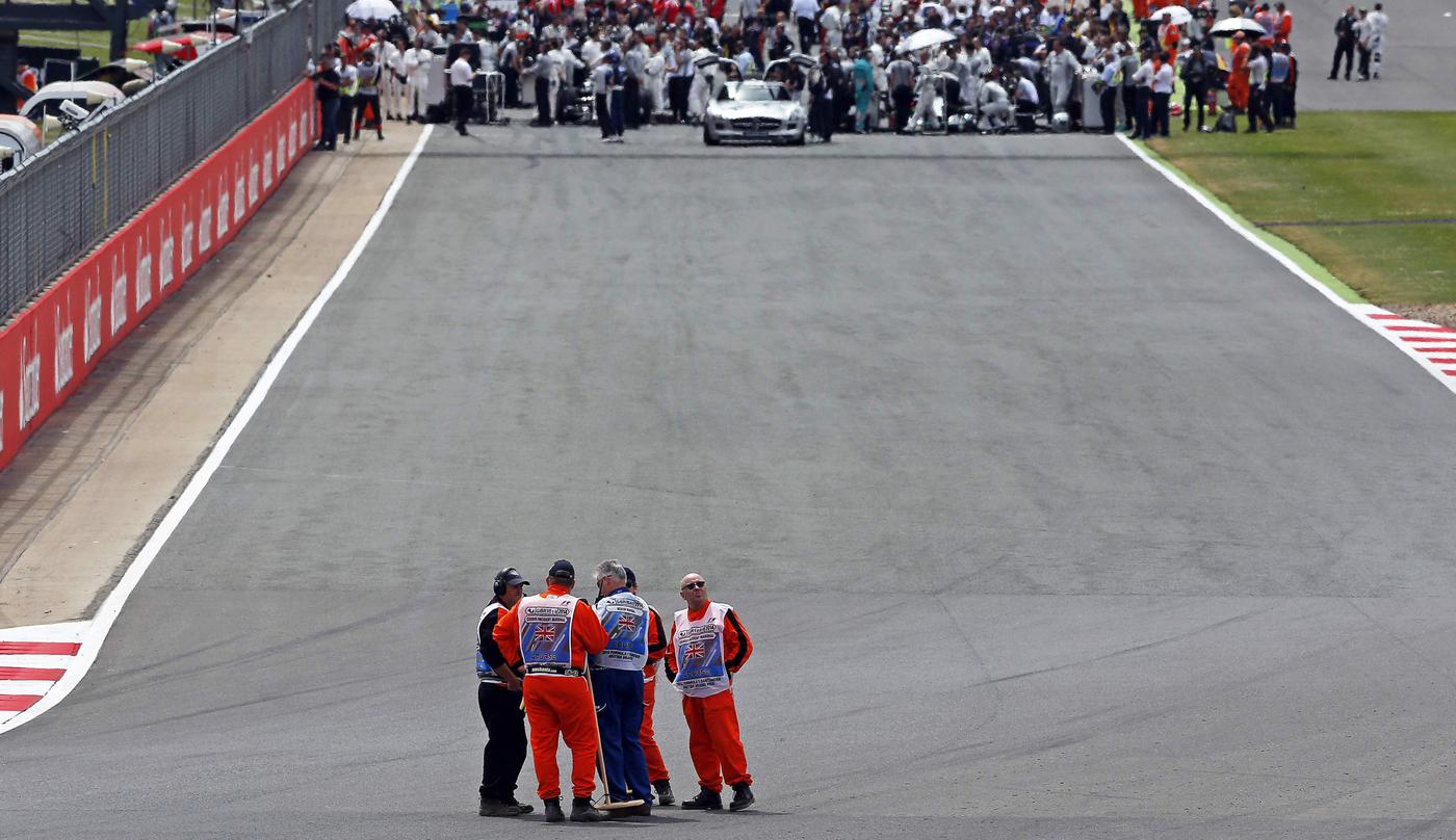 «Формула-1» стартует 5 июля, Гран-при России нет в списке этапов - фото
