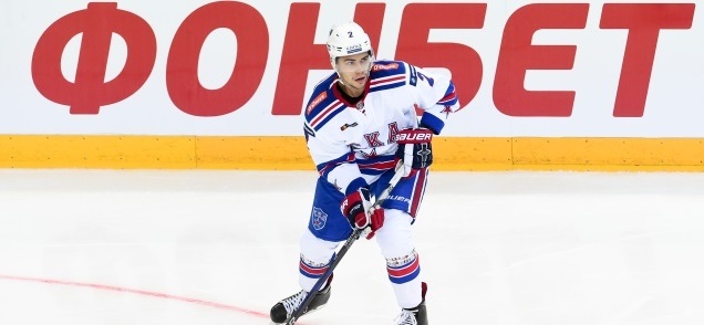 Комментатор Шестаков объяснил, почему защитник СКА может уехать в НХЛ - фото