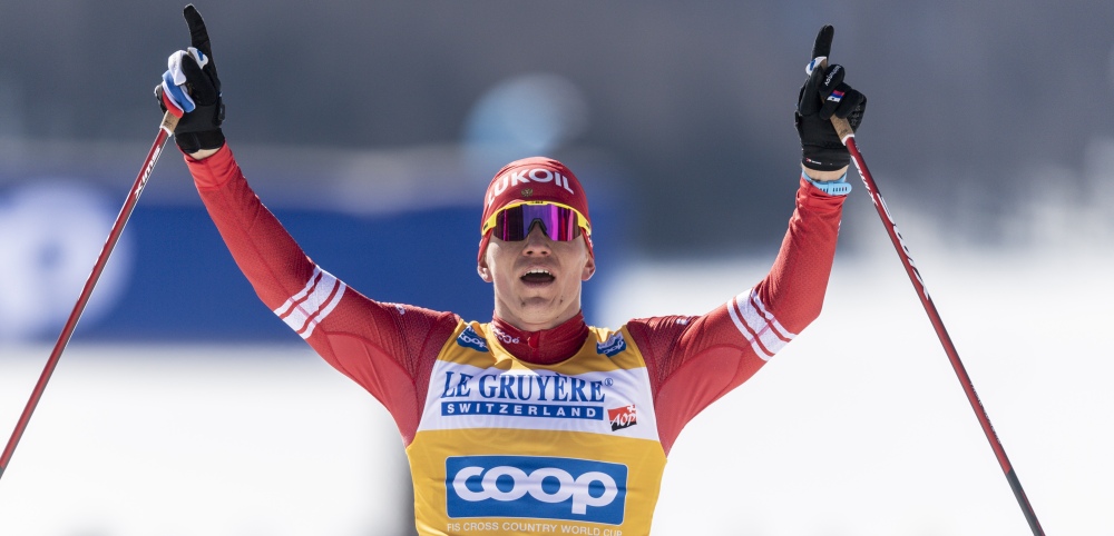 Большунов одержал победу в Югорском лыжном марафоне - фото