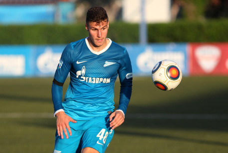 Гасилин продлил контракт с «Зенитом» до сезона 2018/19 - фото
