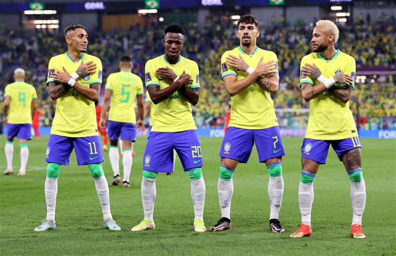 Сборная Бразилии обыграла Южную Корею и вышла в четвертьфинал ЧМ-2022 - фото