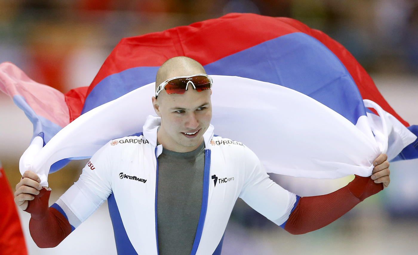 Конькобежец Павел Кулижников снялся с чемпионата мира, у него не двигались ноги - фото