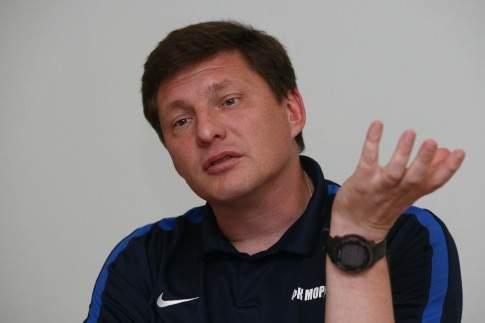 Тренер сборной России U19, результаты выступления которой РФС признал неудовлетворительными, рассказал о проблеме юношей - фото
