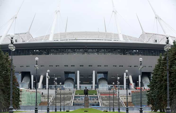 ФИФА знает о проблемах со стадионом на Крестовском - фото