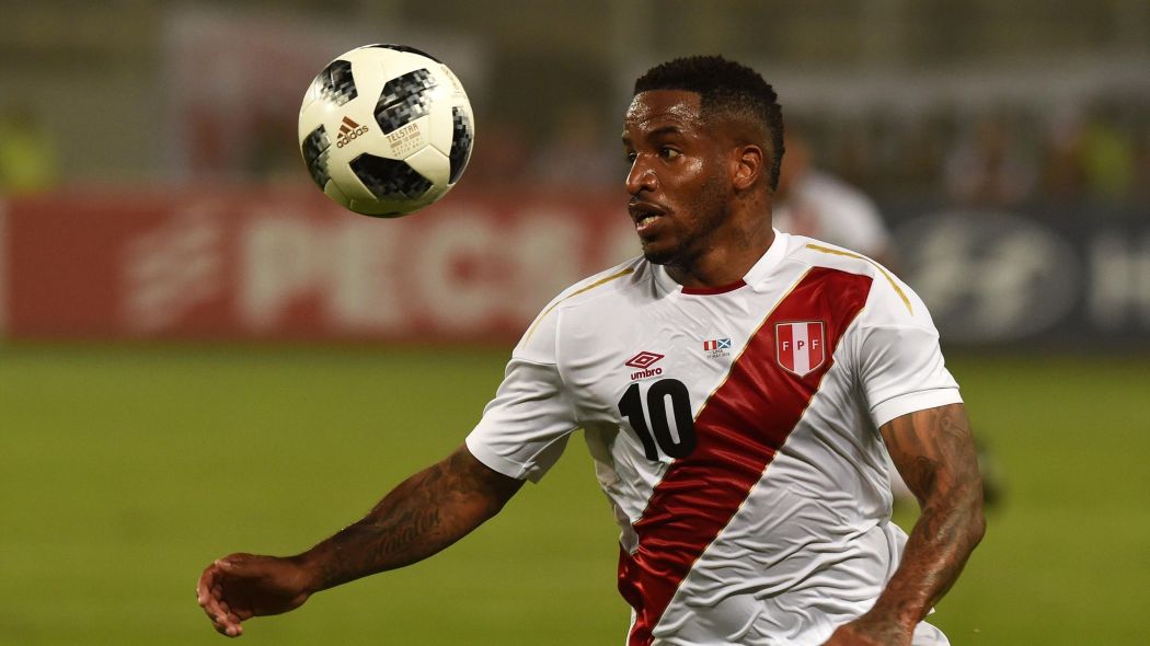 Фарфан вошел в окончательный список сборной Перу на ЧМ-2018 - фото
