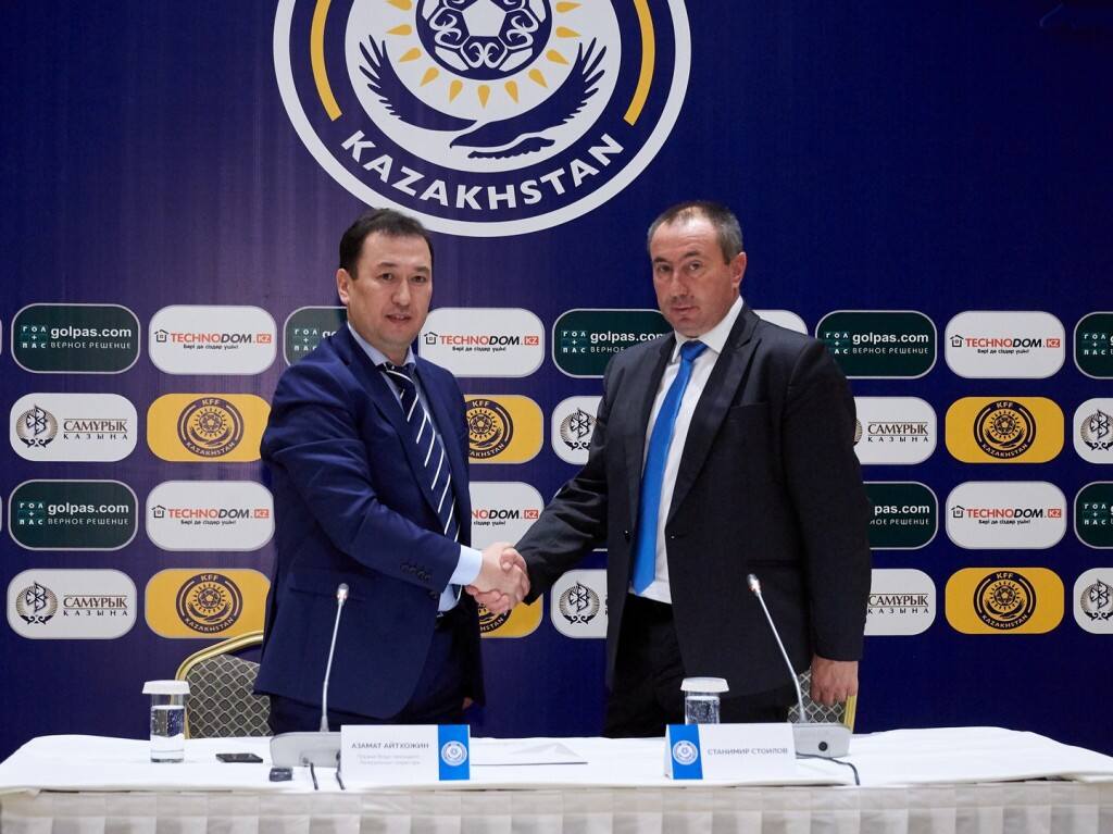 Станимир Стойлов: Сборная Казахстана будет биться за первое место в своей группе в Лиге наций - фото