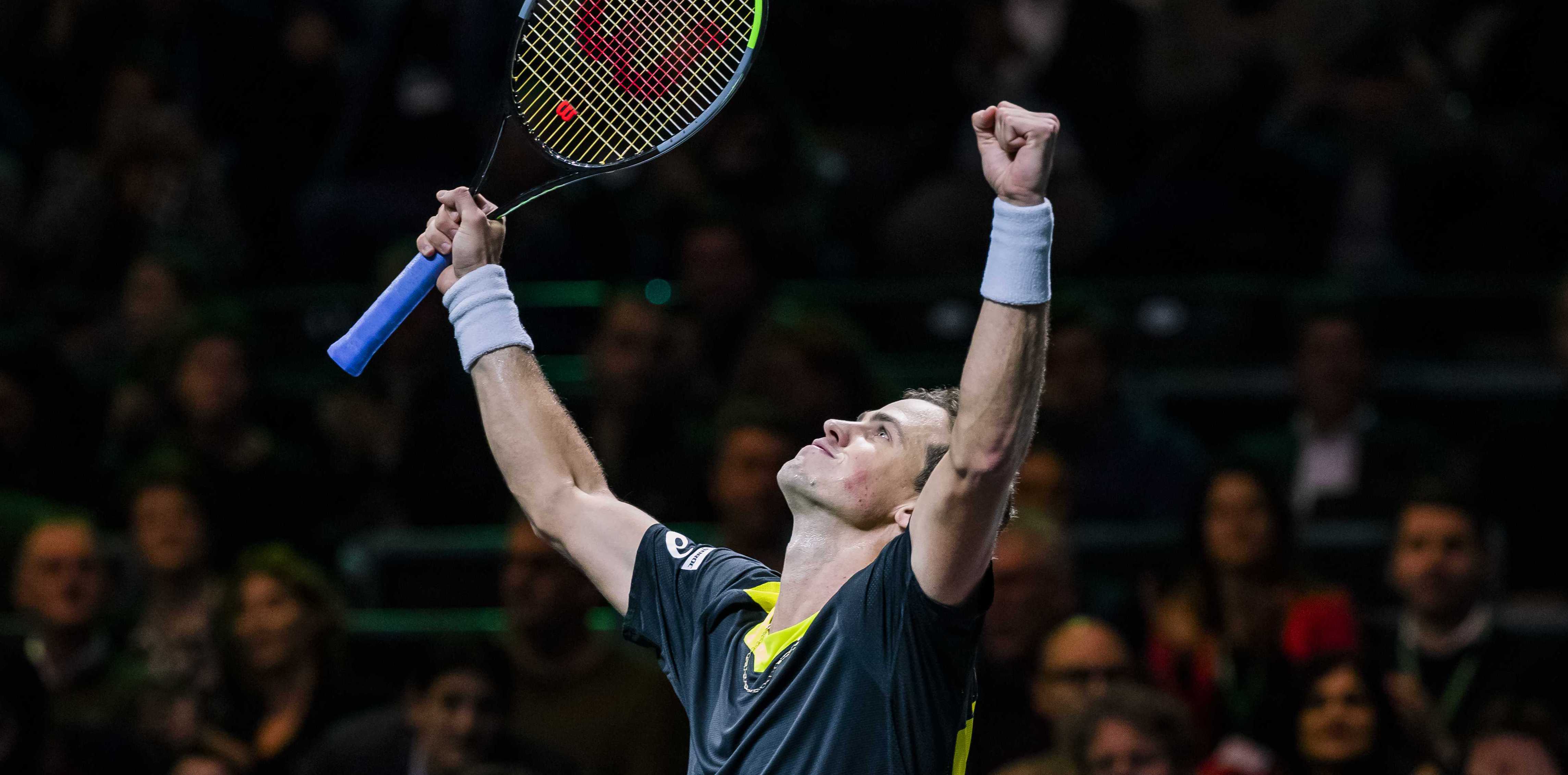 Канадский теннисист прокомментировал свою победу над Медведевым - фото