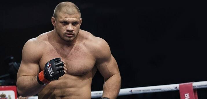 Российский боец попал в больницу и теперь не выступит на UFC в Петербурге - фото