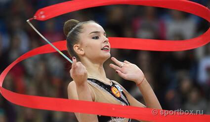 Россиянки завоевали золото на ЧЕ по художественной гимнастике - фото