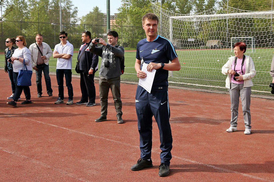 Экс вратарь «Зенита» Руслан Мухамедзянов: Талантливые футболисты в академии есть. Им надо просто доверять - фото