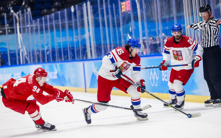 Майоров рассказал о провале сборной России в игре с Чехией - фото