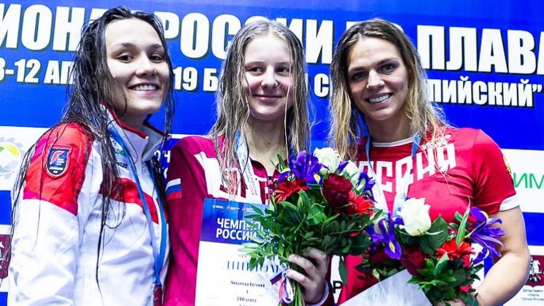 Юную пловчиху из Петербурга обвинили в употреблении допинга. Потому что она опередила Ефимову - фото