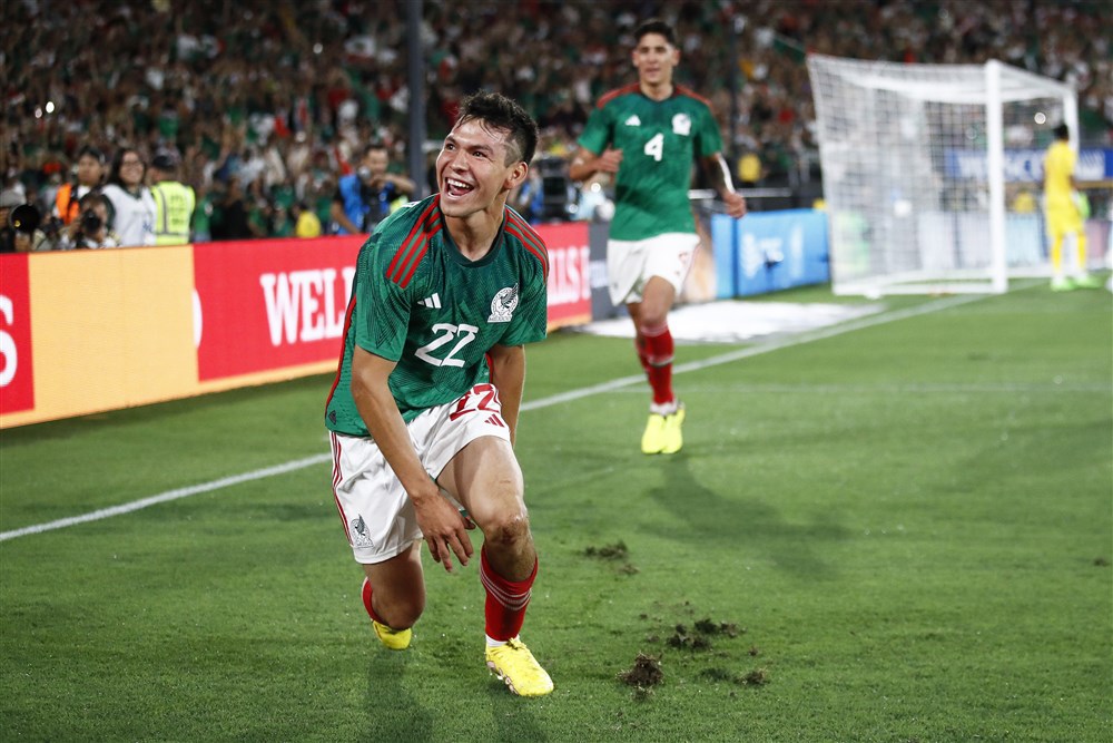 Нападающий сборной Мексики Ирвинг Лосано