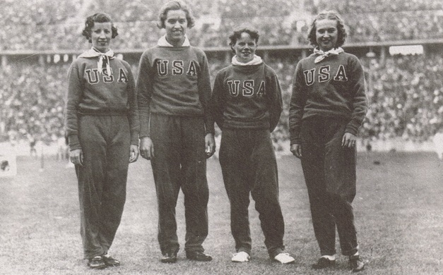 Робинсон на Олимпиаде-1936.jpg