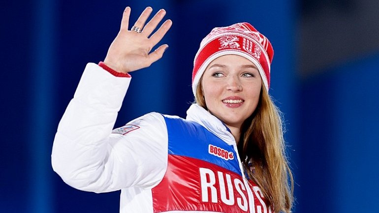 Призер Олимпиады-2014 Алена Заварзина завершила карьеру в сборной - фото