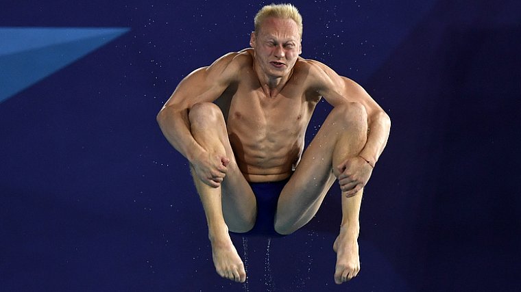 Илья Захаров завоевал серебро в прыжках воду на ЧЕ - фото