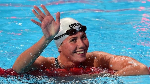 Фесикова обновила рекорд России в плавании на спине - фото